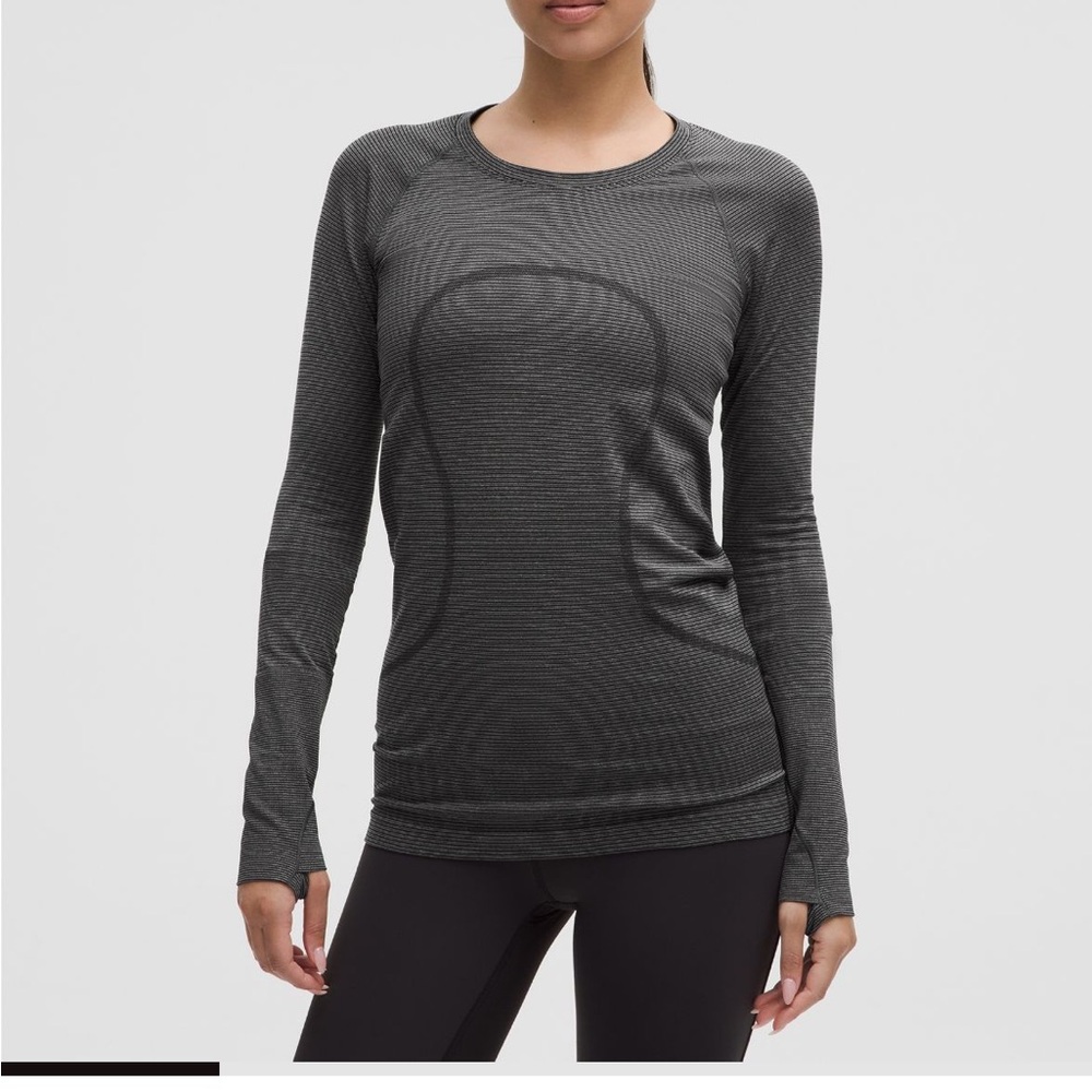 Lululemon Athletica Charcoal Long Sleeve Sweatshirt